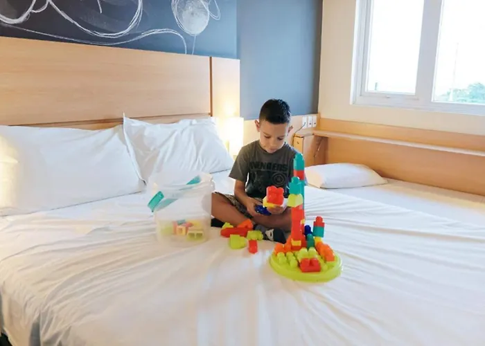 Hotel Ibis Assis Brasil - Estacionamento Gratuito