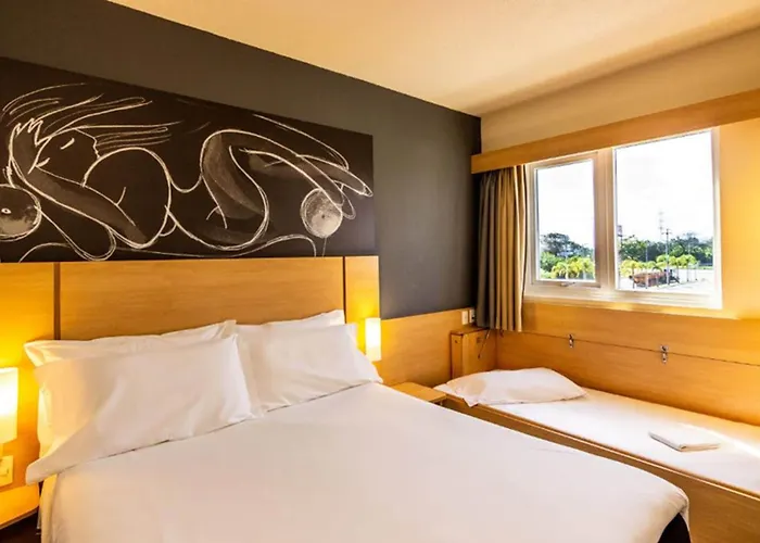 Ibis Assis Brasil - Estacionamento Gratuito Porto Alegre