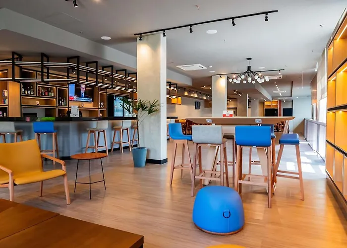 Ibis Assis Brasil - Estacionamento Gratuito 3* Porto Alegre