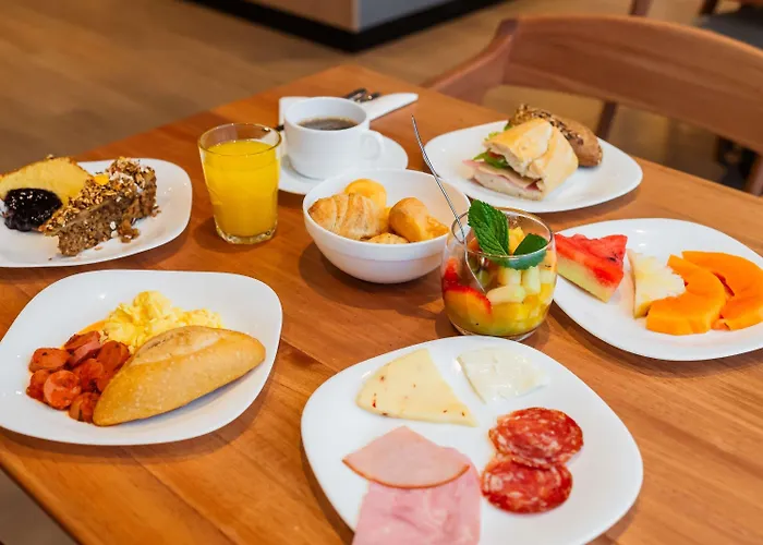 Ibis Assis Brasil - Estacionamento Gratuito 3* Porto Alegre